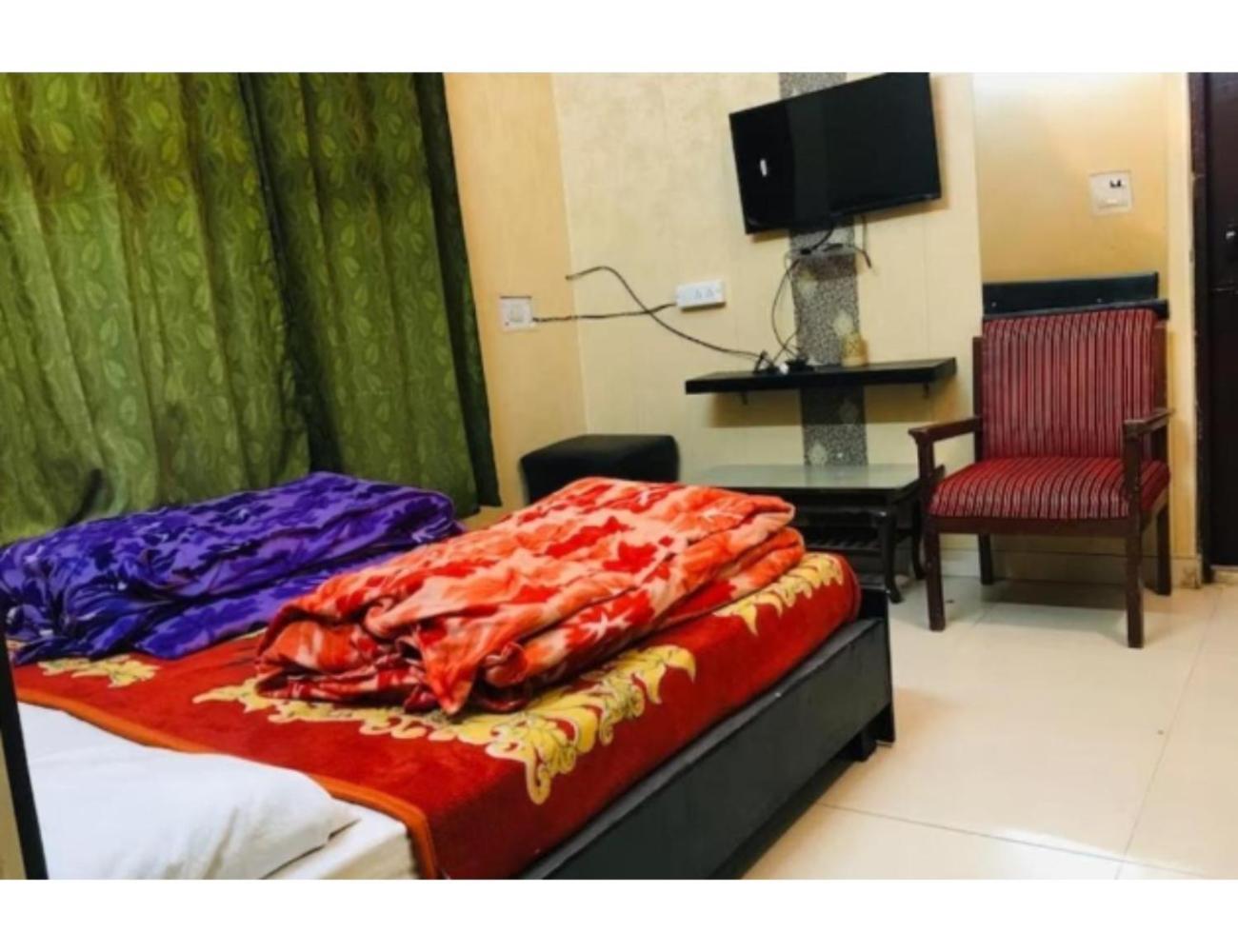 Hotel Anmol & Restaurant, Rudraprayag Exterior photo